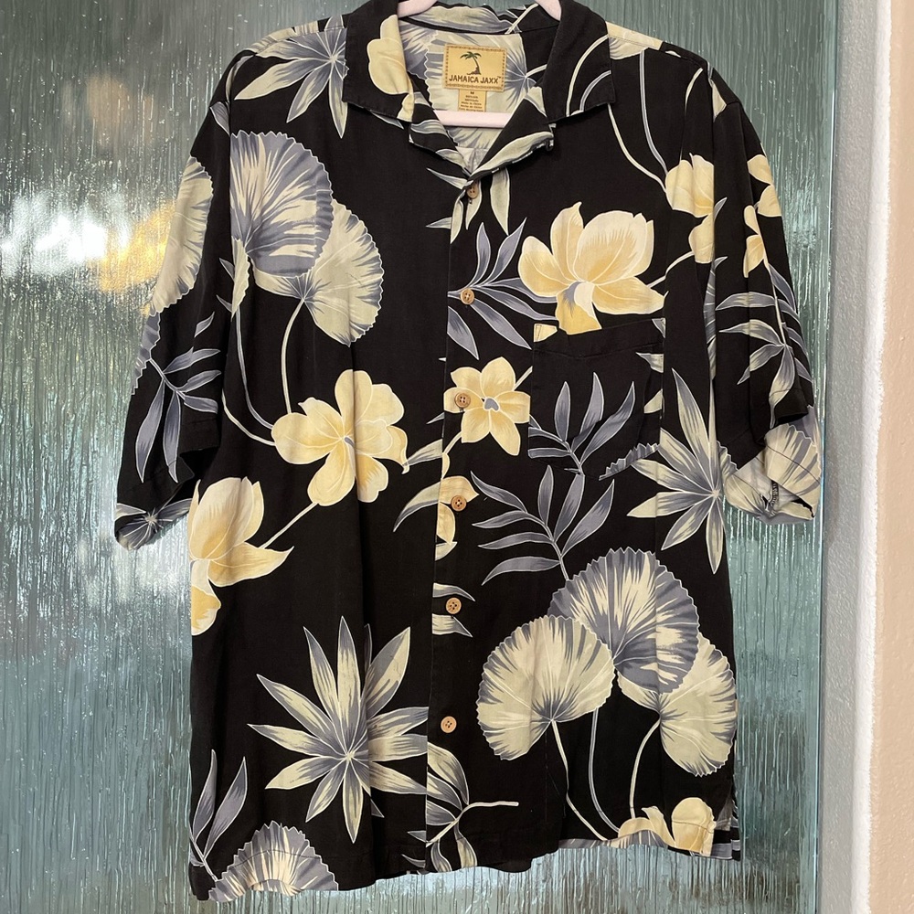 Jamaica Jaxx 100% silk men’s dress shirt, size medium